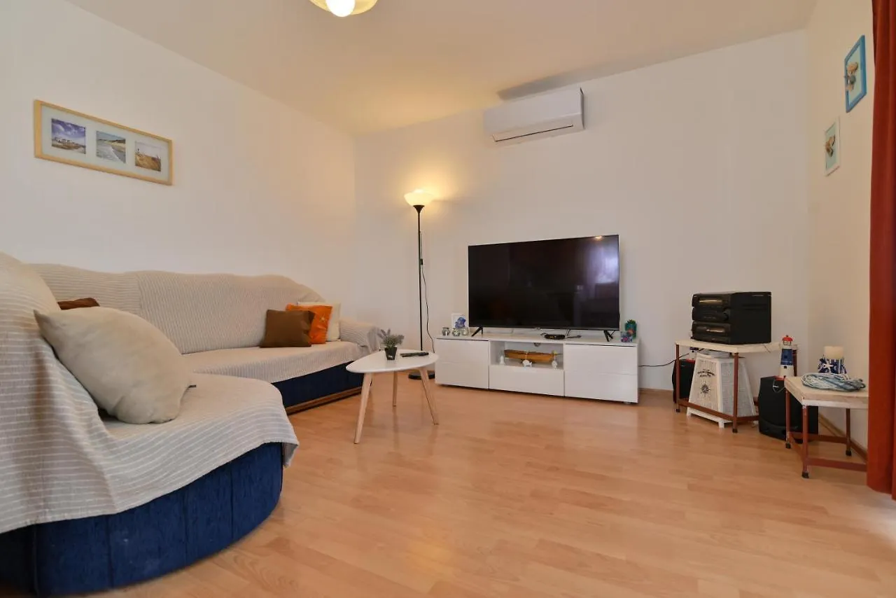 Appartamento Apartman Mala Lanterna Traù Croazia
