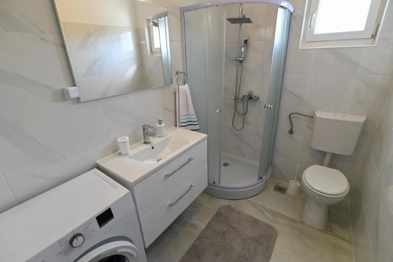 Apartman Mala Lanterna Trogir Croatia